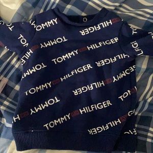 Baby tommy sweater